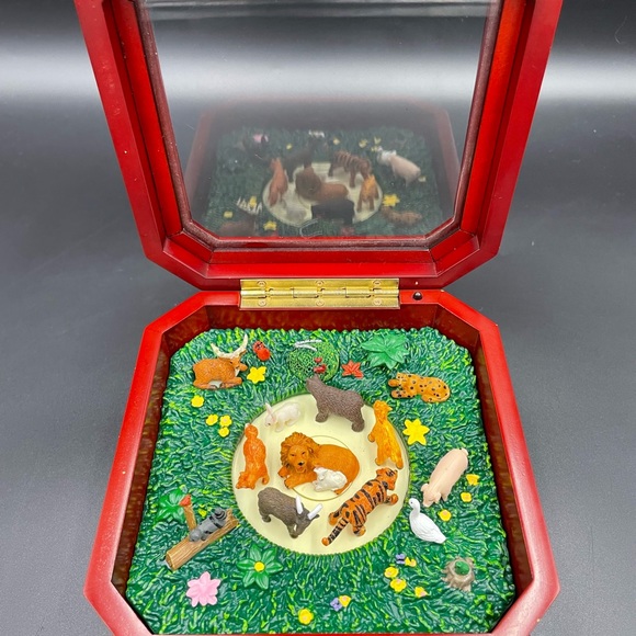 Mr. Christmas animals animated music box inspirational - Picture 4 of 11